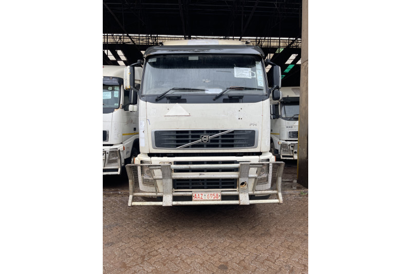 VOLVO FH13 HORSE 2006 MODEL REG NO. AAZ 6958 FLEET 176 (EX-COMPANY)
