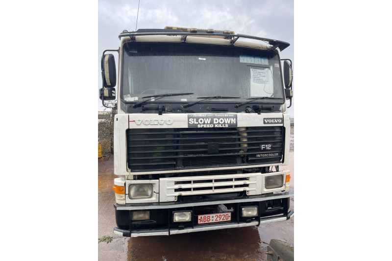 VOLVO TOW TRUCK 1993 MODEL REG NO. ABB 2920 FLEET R02 (EX-COMPANY)