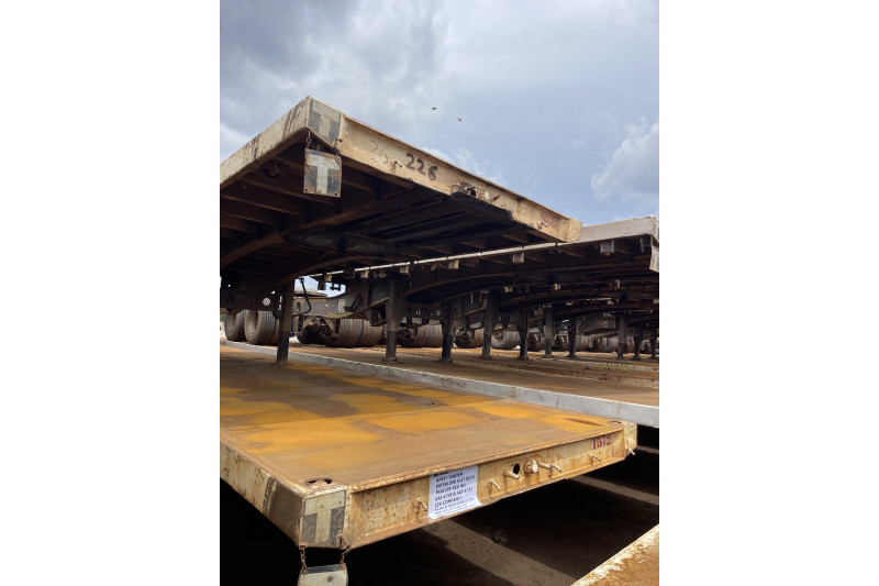 AFRIT TANDEM INTERLINK FLAT DECK TRAILER REG NO.  AAF 6738 & AAF 6737 (EX-COMPANY)