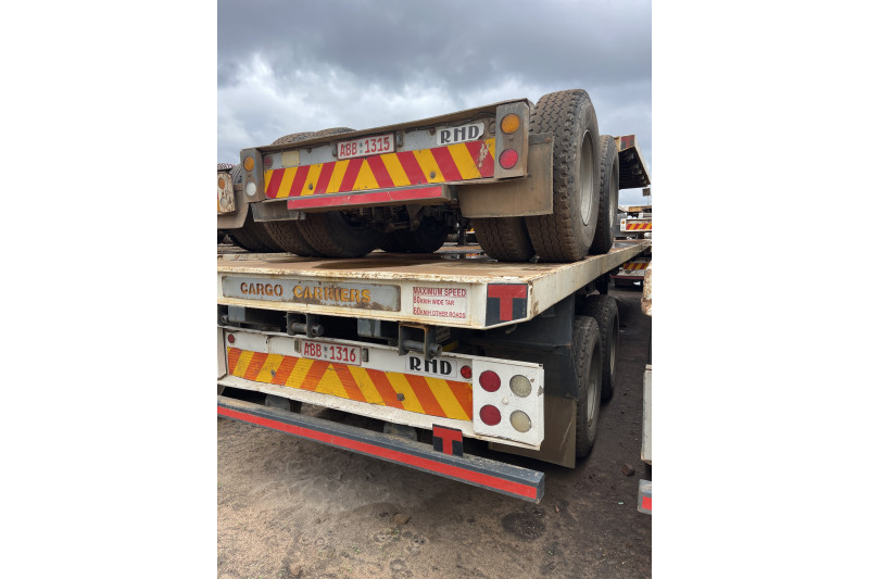 AFRIT TANDEM INTERLINK FLAT DECK TRAILER REG NO.  ABB 1316 & ABB 1315 (EX-COMPANY)