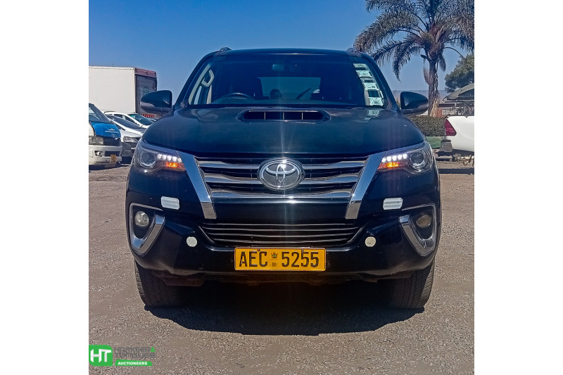 TOYOTA FORTUNER 2016 MODEL REG NO. AEC 5255 MILEAGE 213145 (EX-COMPANY)